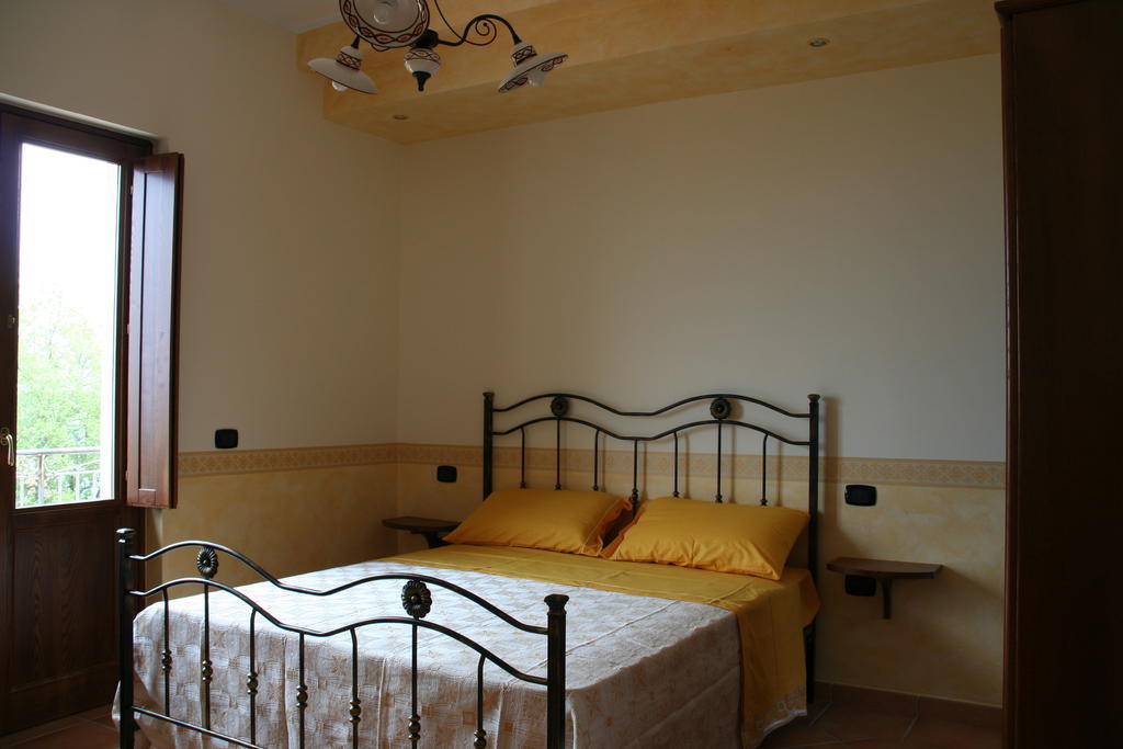 Residence Villa Rosi Laureana Cilento Δωμάτιο φωτογραφία